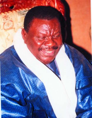 Cheikh b&eacute;thio thioune